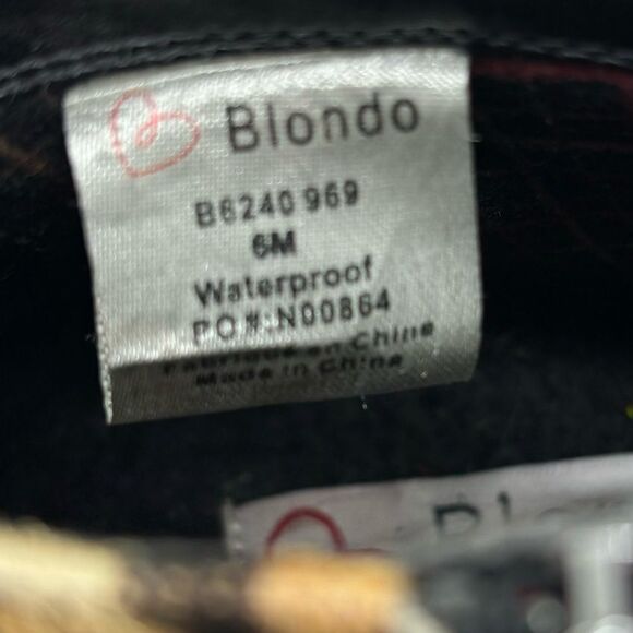 Blondo Tami Ankle Boot - Picture 10 of 10